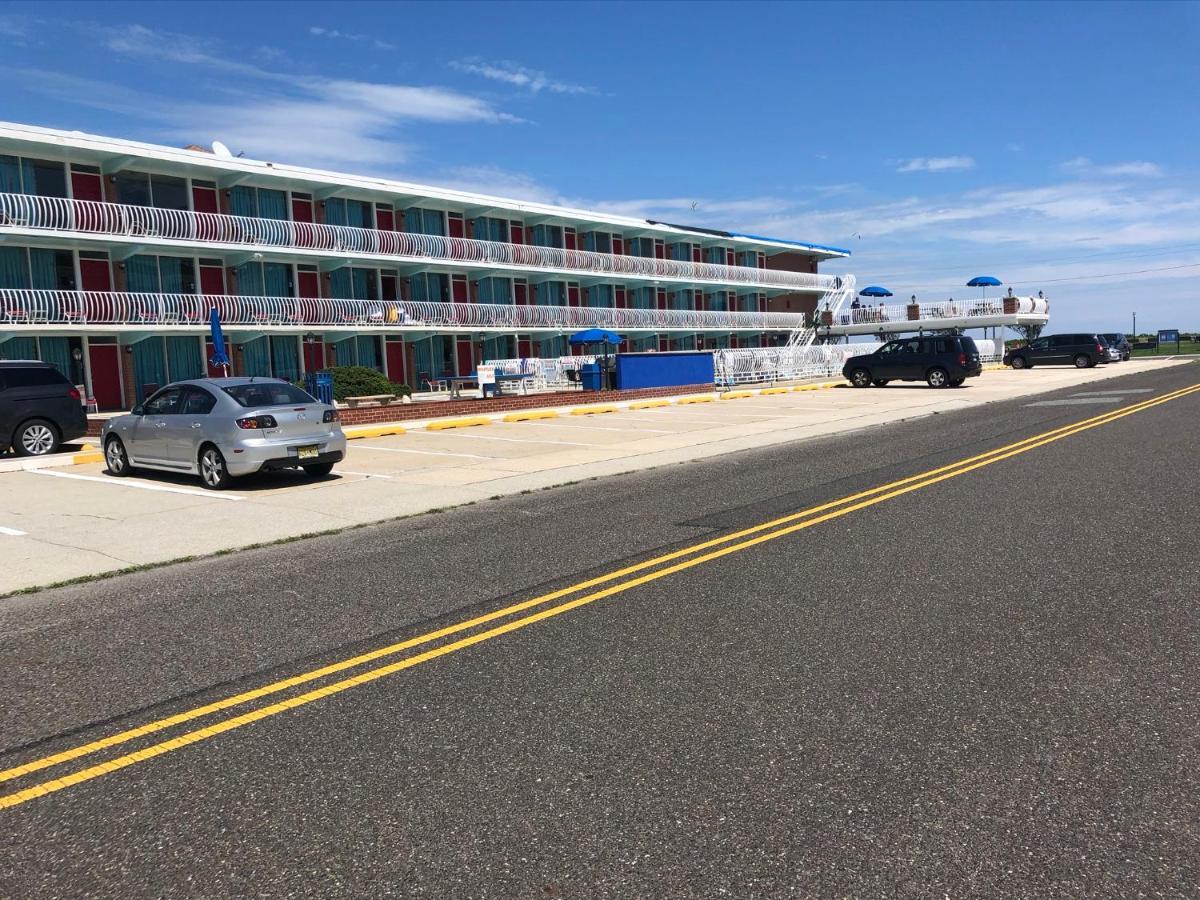Gold Crest Motel